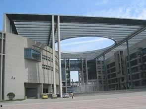 天津财经大学吃瓜,吃瓜群众的味蕾盛宴